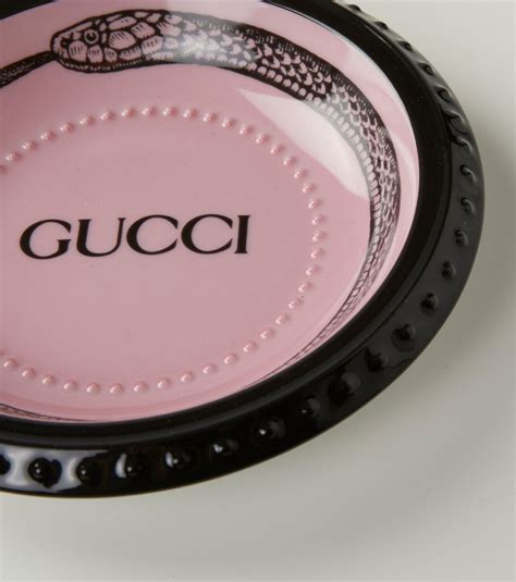 gucci porcelain change tray white with gold|Gucci .